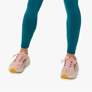 ASICS WOMENS DYNABLAST 3 Pink Retired Size 10.5 New Without Tags Or Box